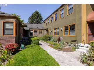 Photo #1: 267279226 Listing 
