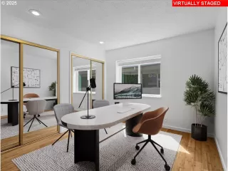 More Details about MLS # 267749458 : 4612 SW COMUS PL 4D