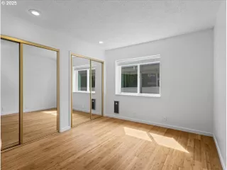 Photo #6: 267749458 Listing