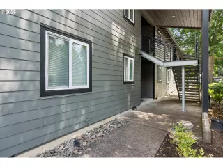 Photo #3: 267854039 Listing 