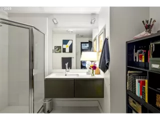 Photo #4: 268050764 Listing 