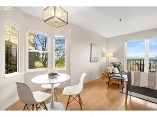 Photo #2: 268698080 Listing 