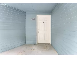 Photo #4: 268798456 Listing 