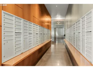 Photo #5: 269132418 Listing