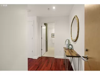 Photo #6: 269132418 Listing