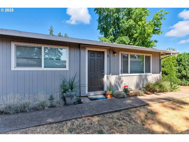 MLS: 269181389 Condo For Sale