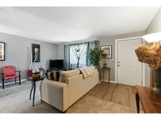 Photo #6: 269181389 Listing 