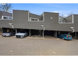 Photo #2: 269504585 Listing