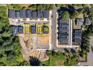 Photo #1: 270092511 Listing