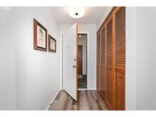 Photo #4: 270355017 Listing 