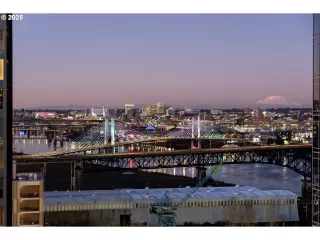 Photo #4: 271081607 Listing