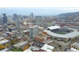 Photo #5: 271597827 Listing 