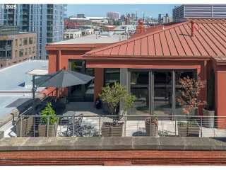 Photo #3: 271689277 Listing