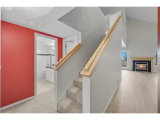 Photo #5: 271828311 Listing 