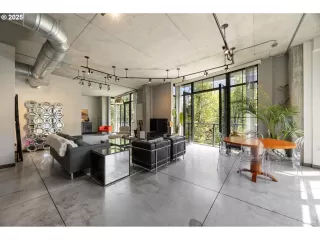 Photo #6: 272146266 Listing