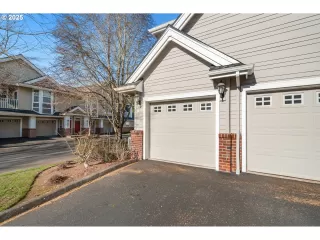 Photo #3: 272304692 Listing 