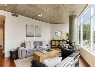 Photo #6: 272322521 Listing 