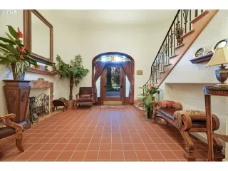 Photo #2: 272432063 Listing 