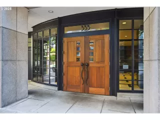 Photo #4: 273623734 Listing 