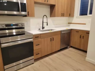 Photo #2: 275691789 Listing 