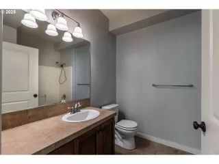 Photo #2: 275942020 Listing