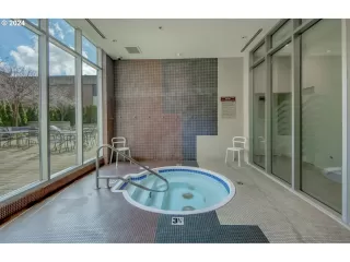 Photo #5: 276667948 Listing