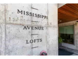 Photo #4: 277279615 Listing