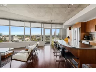 Photo #6: 277282595 Listing