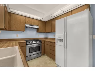 Photo #5: 277508479 Listing