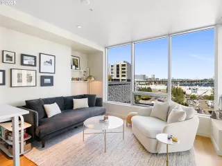 Photo #2: 277539707 Listing 