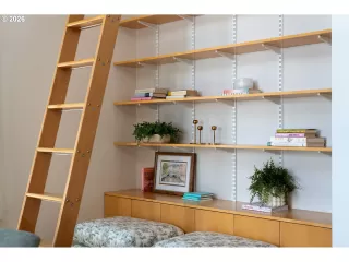 Photo #3: 277839877 Listing