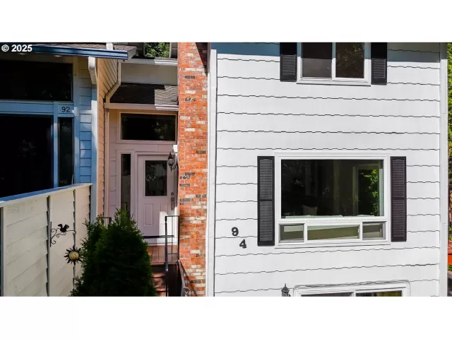 MLS: 278517192 Condo For Sale