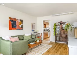 Photo #2: 278890897 Listing 