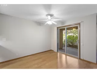 Photo #5: 279128790 Listing