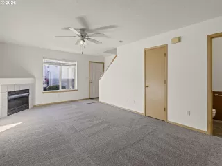 Photo #1: 279986879 Listing