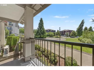 Photo #3: 280271799 Listing