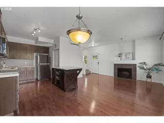 Photo #6: 280271799 Listing