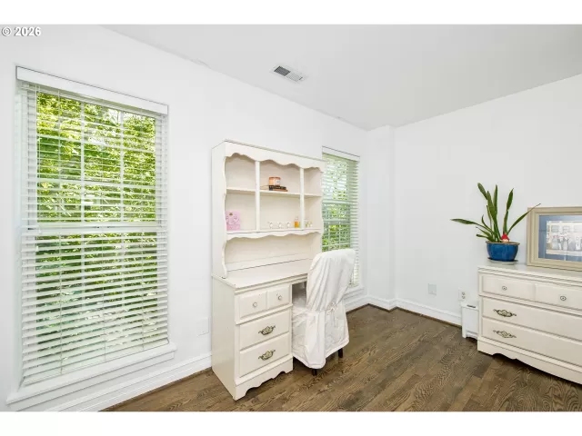 MLS: 280692798 Condo For Sale