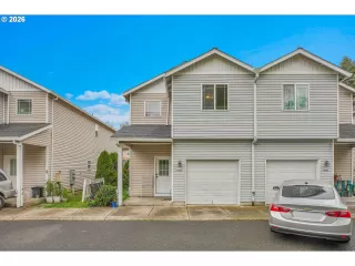 Browse active condo listings in CARSON