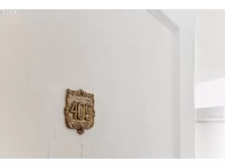 Photo #6: 281144255 Listing