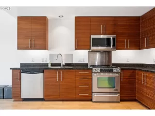 Photo #1: 281333744 Listing 