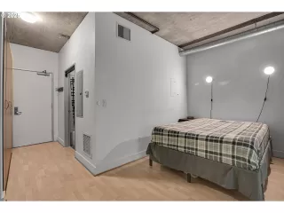 Photo #1: 282059919 Listing