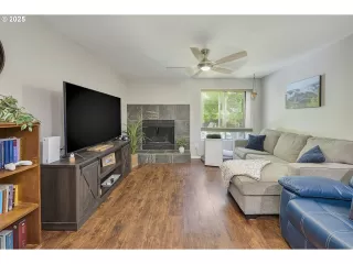 Photo #1: 282079178 Listing 