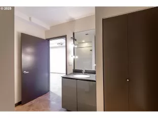 Photo #6: 283105047 Listing 