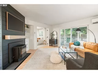 Photo #6: 283504900 Listing