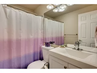 Photo #3: 284233749 Listing 