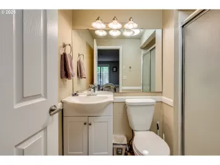 Photo #5: 284233749 Listing 