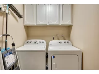 Photo #6: 284233749 Listing 