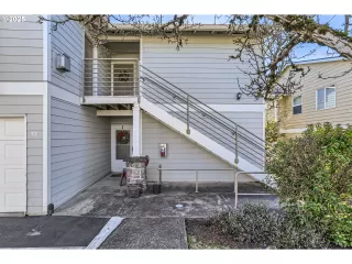 Photo #2: 284867892 Listing 