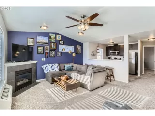 Photo #3: 284867892 Listing 